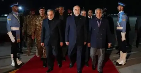 iran-us-talks-peace-treaty-distant.webp